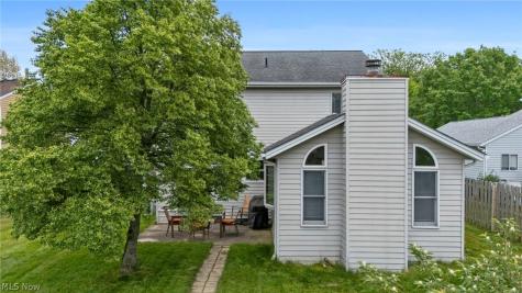 9764 Wainwright Terrace Olmsted Falls OH 44138