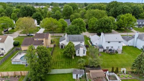 9764 Wainwright Terrace Olmsted Falls OH 44138