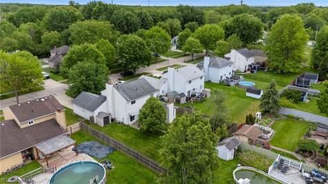9764 Wainwright Terrace Olmsted Falls OH 44138