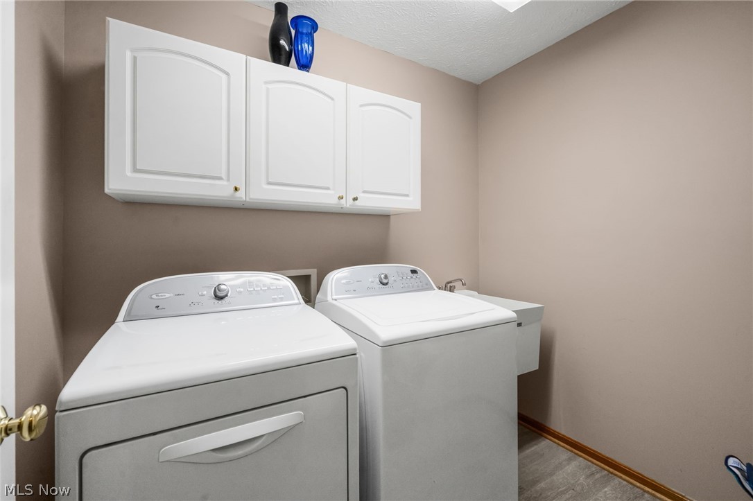 2274 Lake Center Street NW Uniontown OH 44685