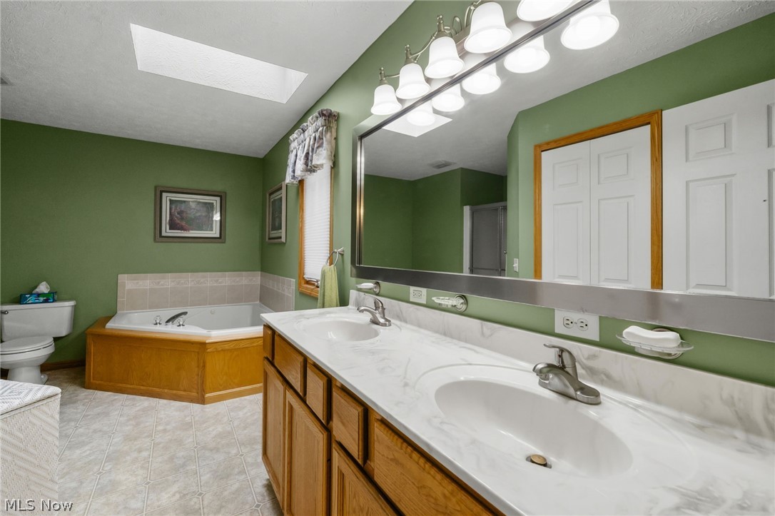 2274 Lake Center Street NW Uniontown OH 44685