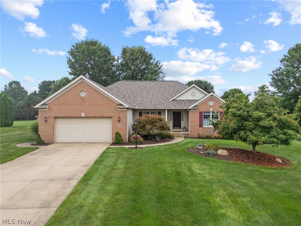 2274 Lake Center Street NW Uniontown OH 44685