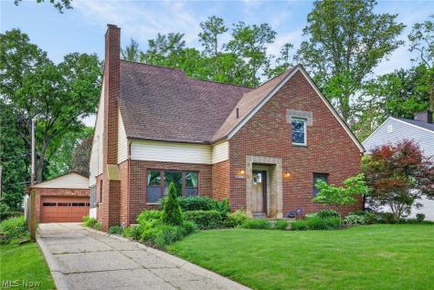 674 Upper Merriman Drive Akron OH 44303