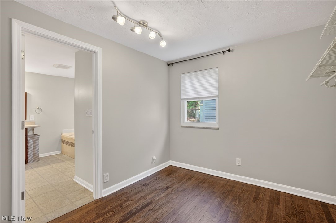 674 Upper Merriman Drive Akron OH 44303