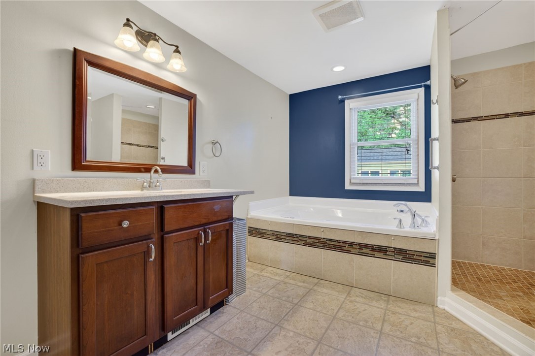 674 Upper Merriman Drive Akron OH 44303