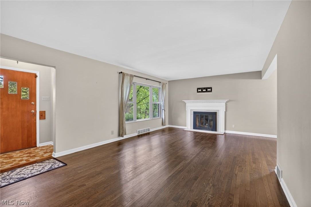 674 Upper Merriman Drive Akron OH 44303