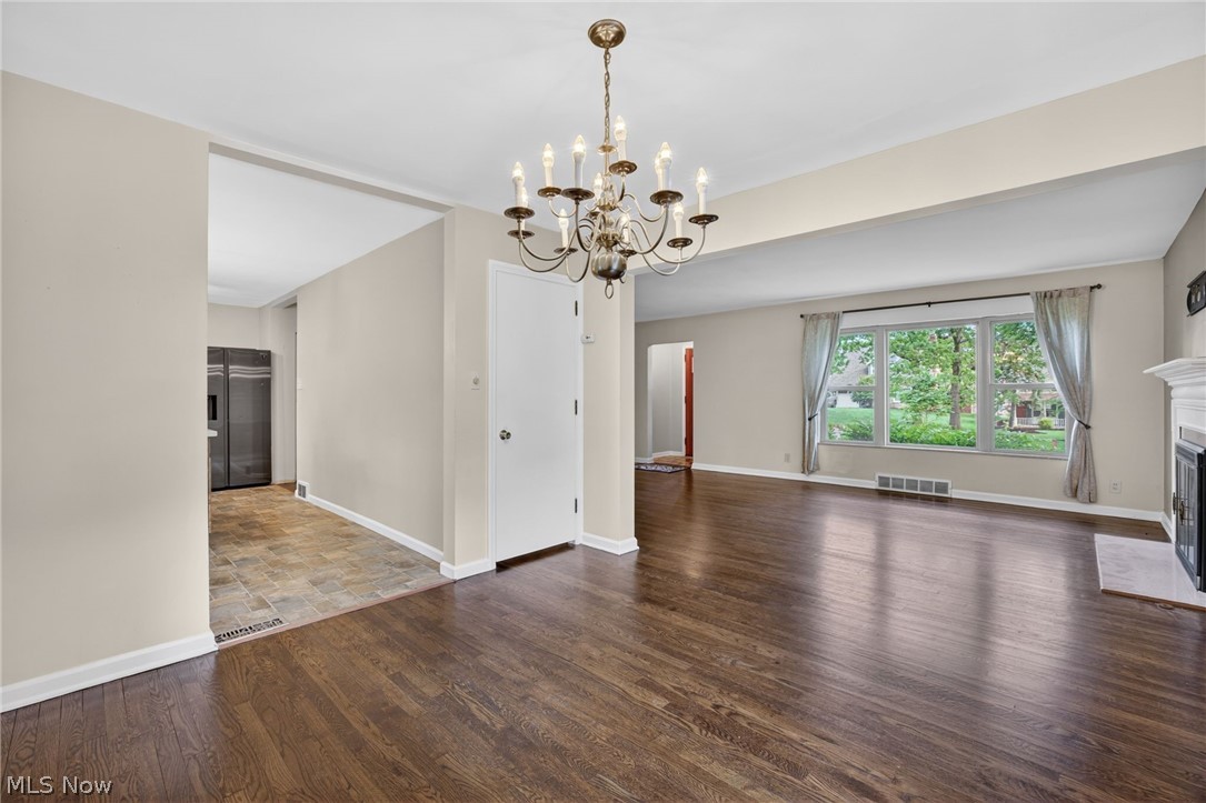 674 Upper Merriman Drive Akron OH 44303