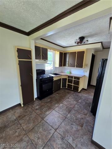 2311 Maple Avenue NE Canton OH 44714