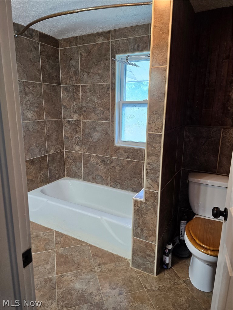 2311 Maple Avenue NE Canton OH 44714