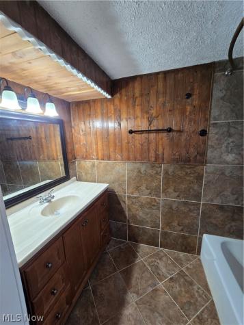 2311 Maple Avenue NE Canton OH 44714