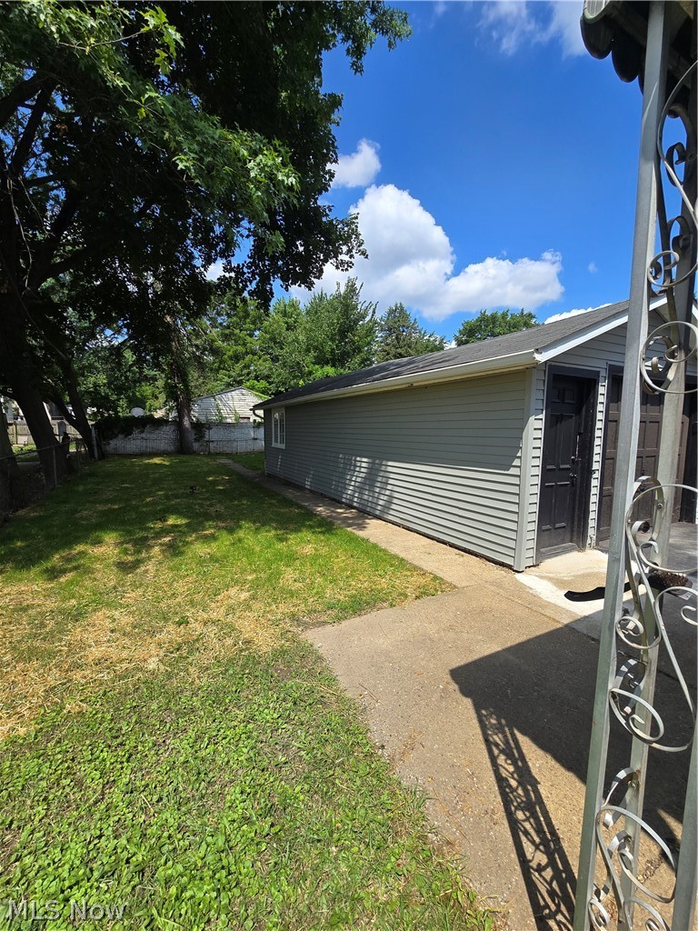 2311 Maple Avenue NE Canton OH 44714