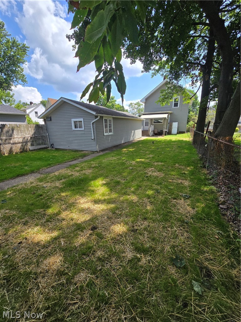 2311 Maple Avenue NE Canton OH 44714