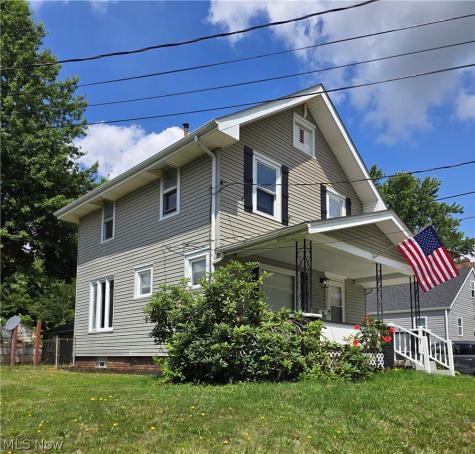 2311 Maple Avenue NE Canton OH 44714