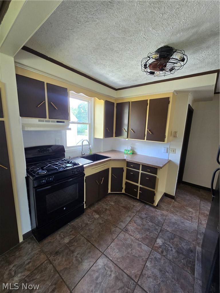 2311 Maple Avenue NE Canton OH 44714