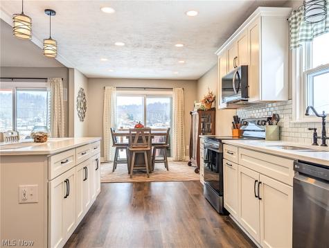 546 E Mohawk Drive Malvern OH 44644