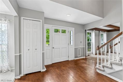 16980 S Meadows Circle Strongsville OH 44136