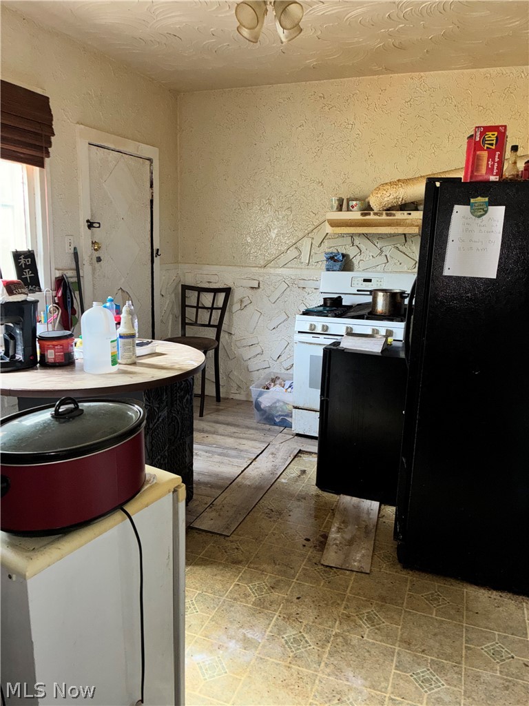 1398 E 91st Street Cleveland OH 44106