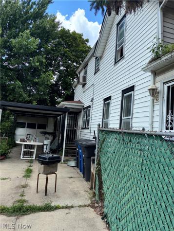 1398 E 91st Street Cleveland OH 44106