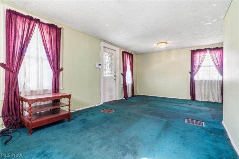 2211 17th Street NE Canton OH 44705