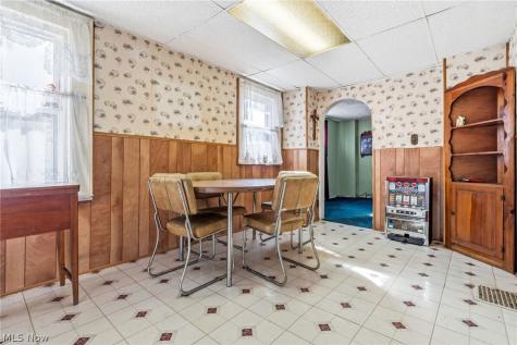 2211 17th Street NE Canton OH 44705