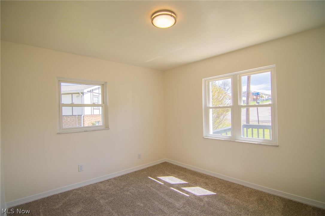315 Nimitz Avenue Wintersville OH 43953