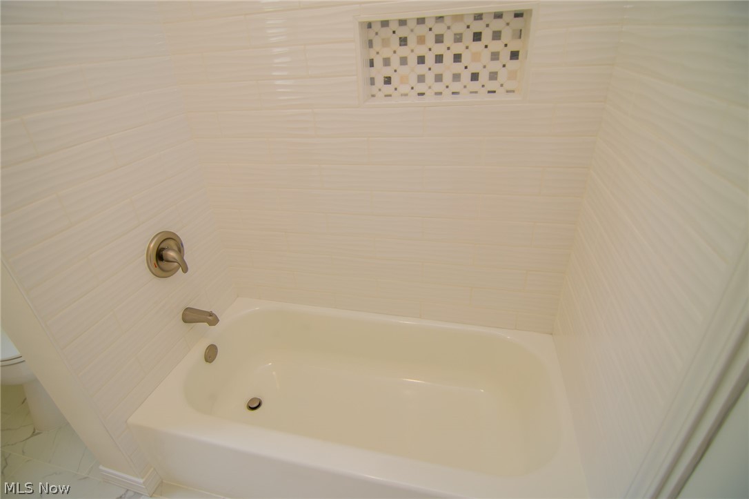 315 Nimitz Avenue Wintersville OH 43953
