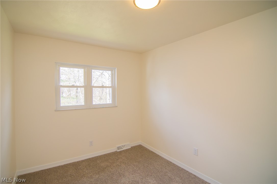 315 Nimitz Avenue Wintersville OH 43953