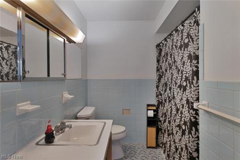 4285 Kerrybrook Drive Youngstown OH 44511