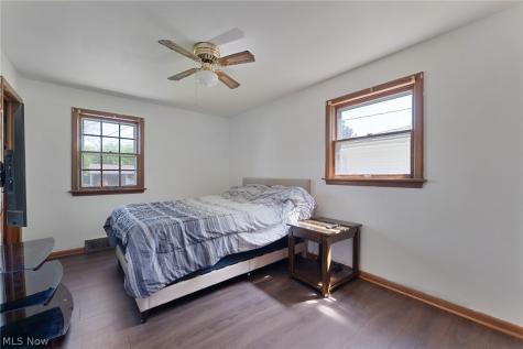4285 Kerrybrook Drive Youngstown OH 44511