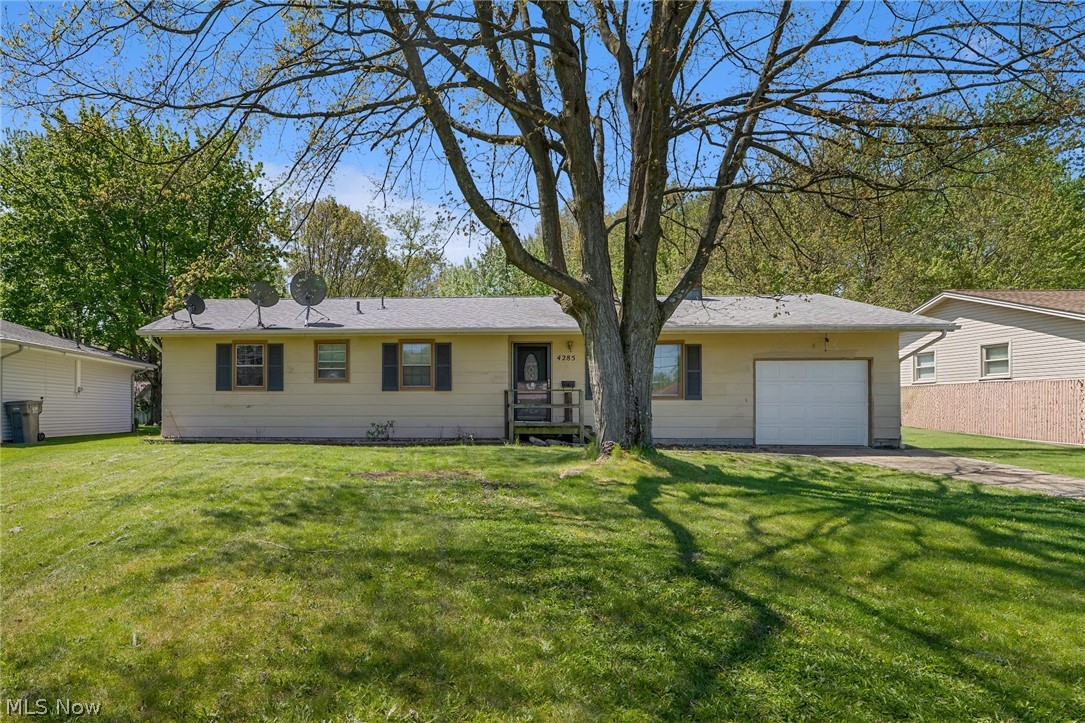 4285 Kerrybrook Drive Youngstown OH 44511