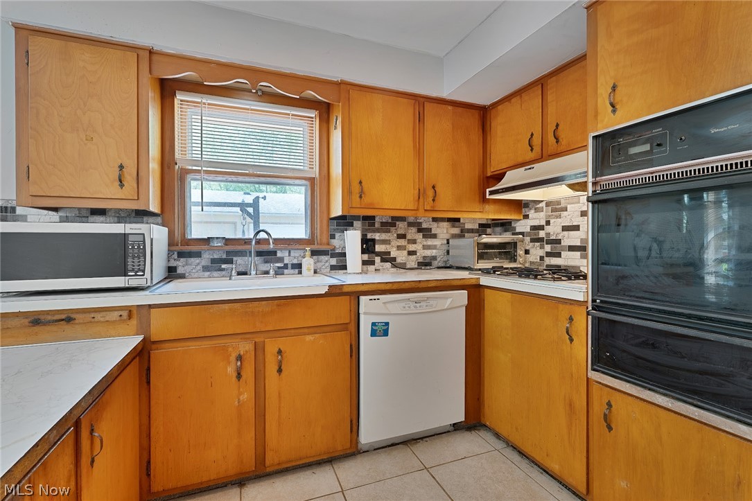 4285 Kerrybrook Drive Youngstown OH 44511