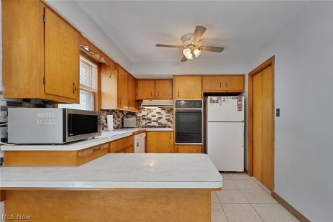 4285 Kerrybrook Drive Youngstown OH 44511