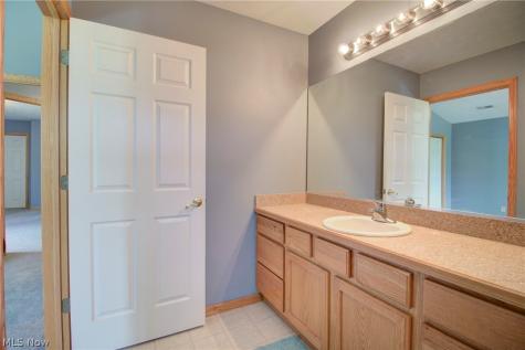 3900 Edinburgh Drive Medina OH 44256