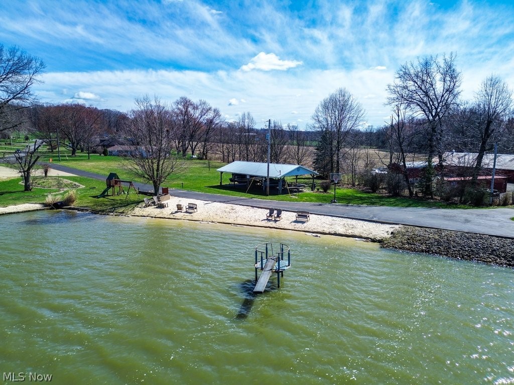 13969 N Highview Drive Dalton OH 44618