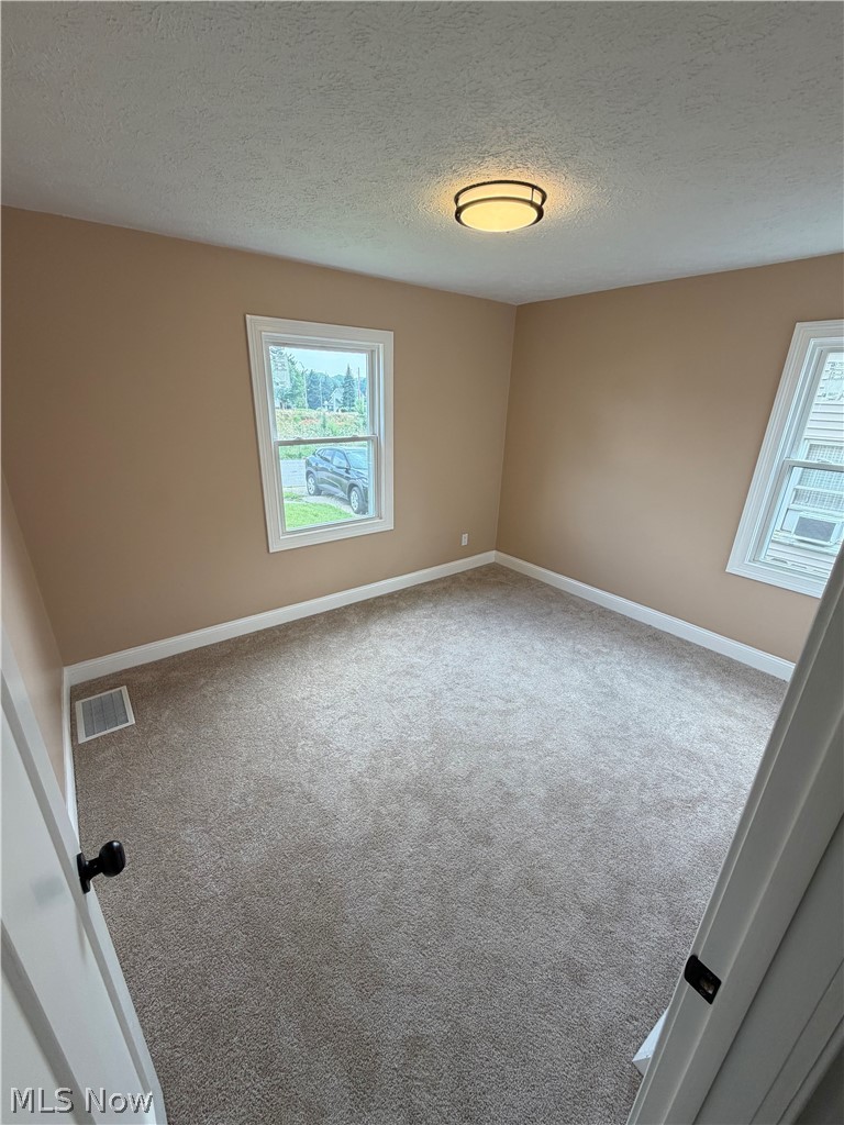 1690 Coventry Street Akron OH 44301