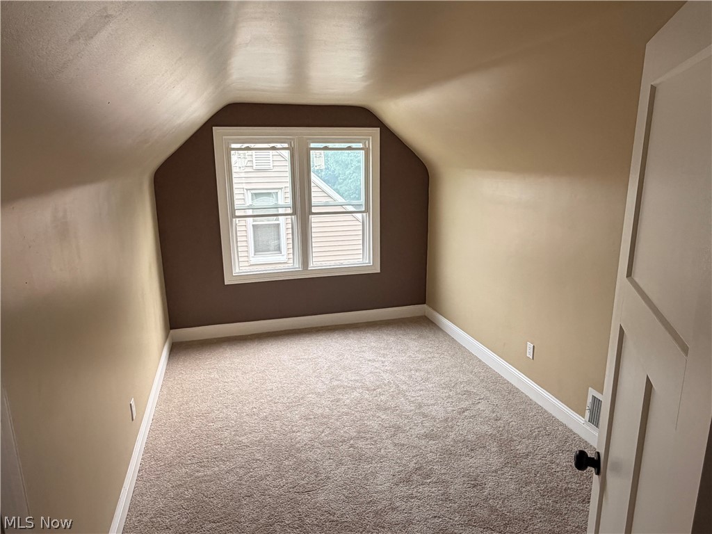 1690 Coventry Street Akron OH 44301