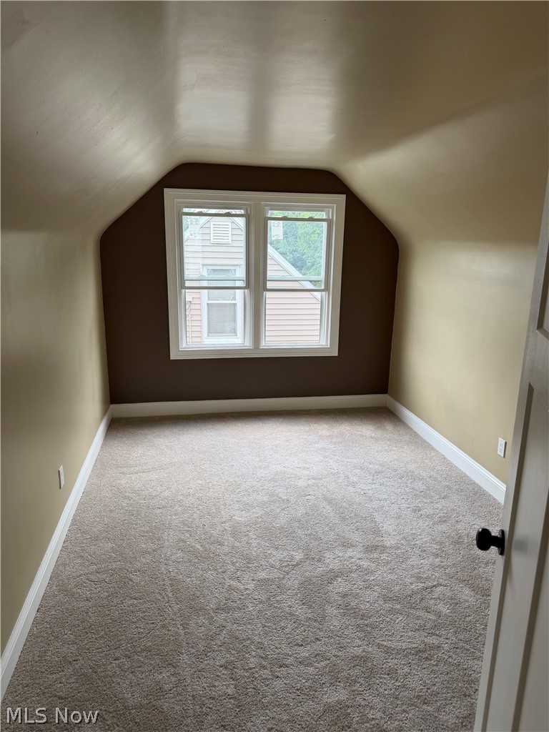 1690 Coventry Street Akron OH 44301