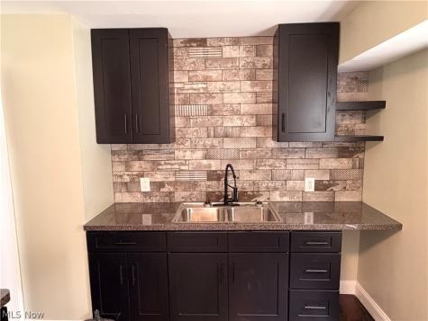 1690 Coventry Street Akron OH 44301