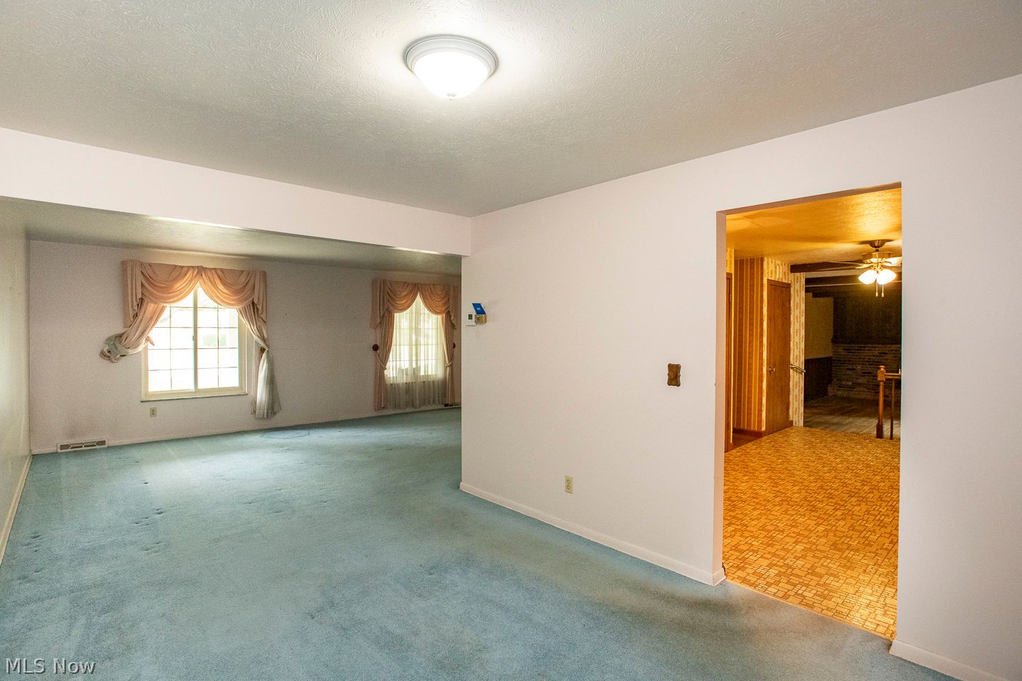 6869 Chadbourne Drive North Olmsted OH 44070