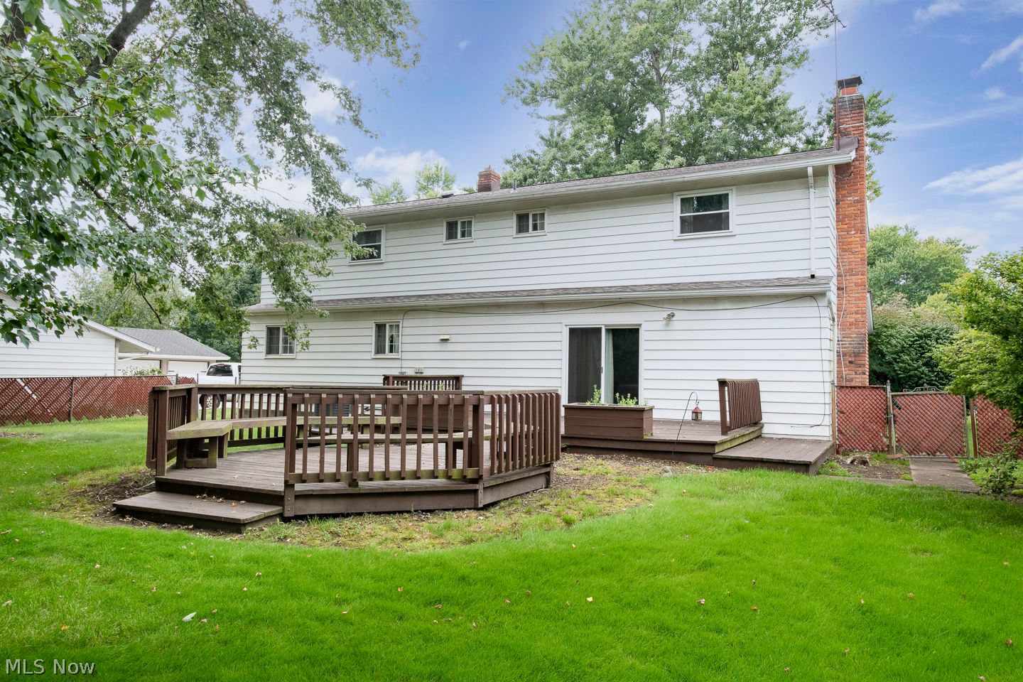 6869 Chadbourne Drive North Olmsted OH 44070