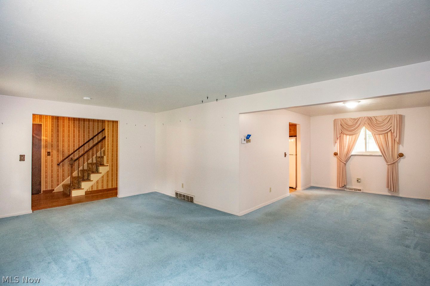 6869 Chadbourne Drive North Olmsted OH 44070