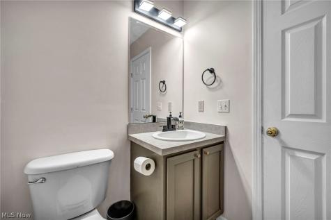 196 Olivet Avenue Akron OH 44319