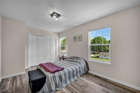 196 Olivet Avenue Akron OH 44319