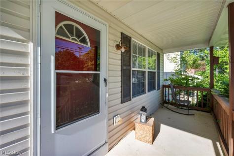 196 Olivet Avenue Akron OH 44319