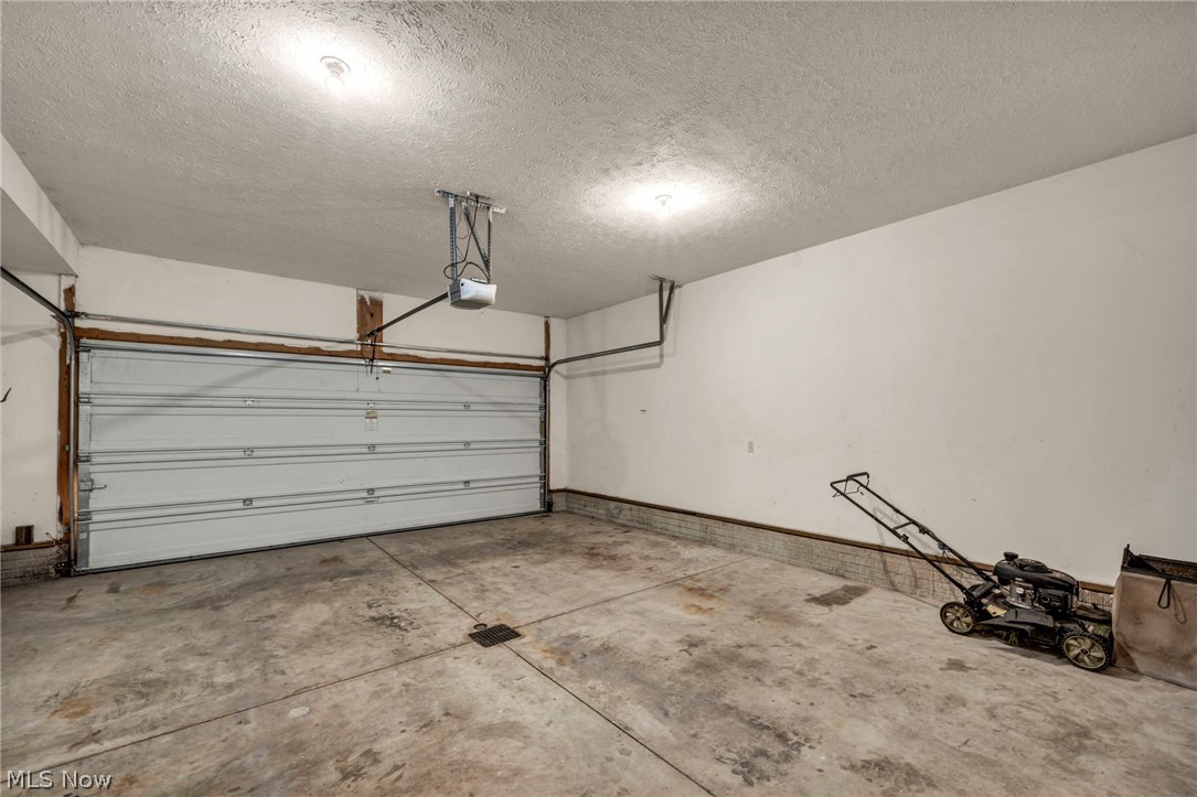 196 Olivet Avenue Akron OH 44319