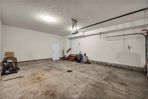 196 Olivet Avenue Akron OH 44319