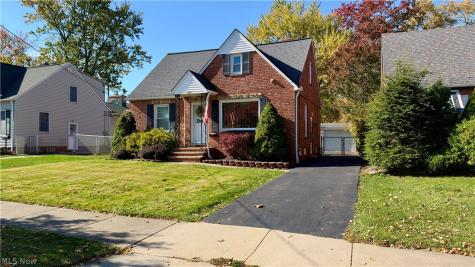 1584 Winchester Road Lyndhurst OH 44124