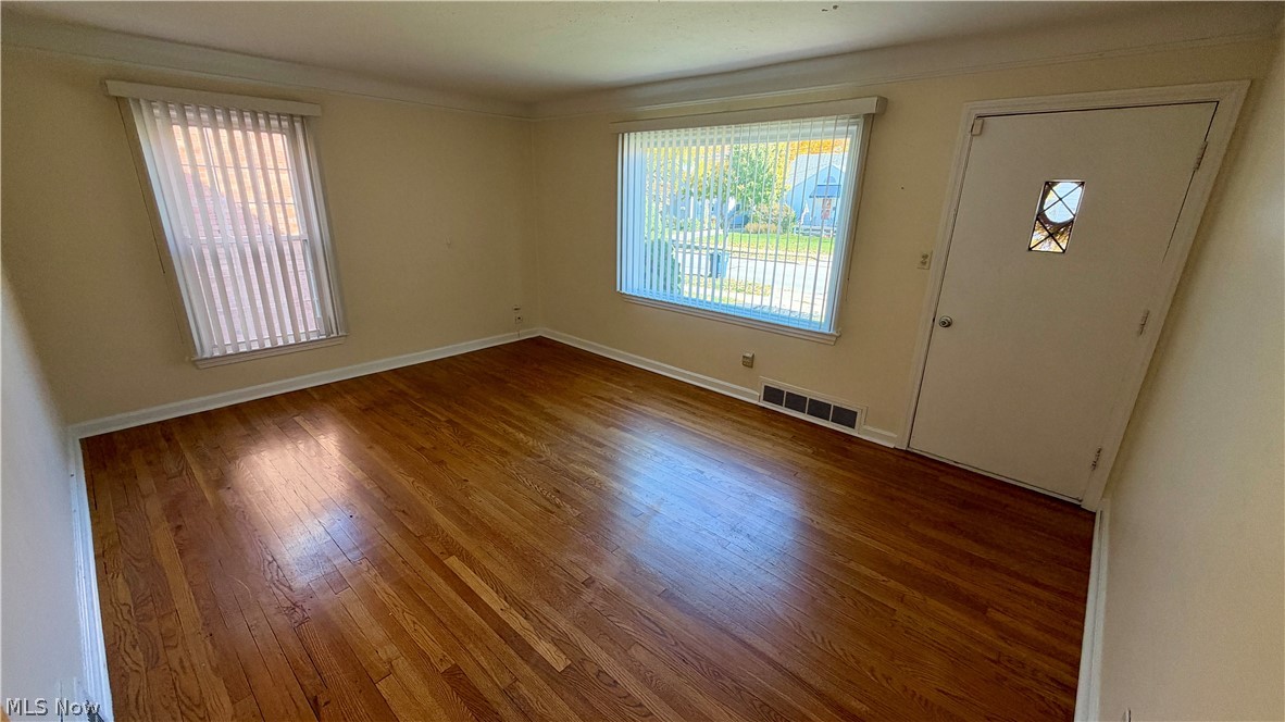 1584 Winchester Road Lyndhurst OH 44124