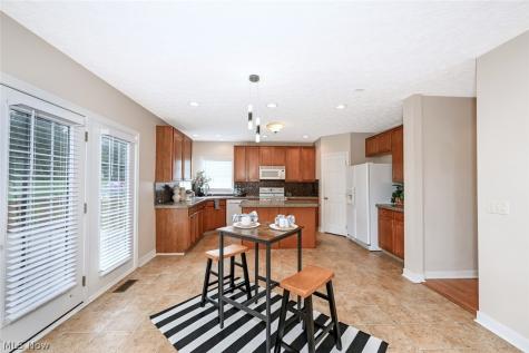 1257 Muchney Circle Akron OH 44312