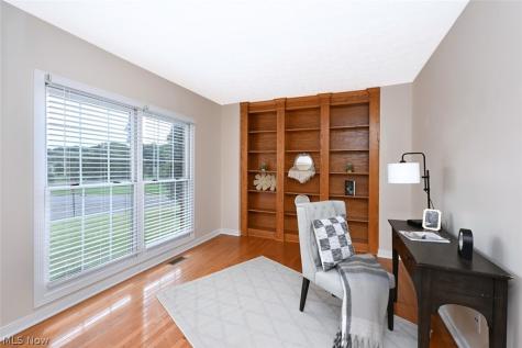 1257 Muchney Circle Akron OH 44312
